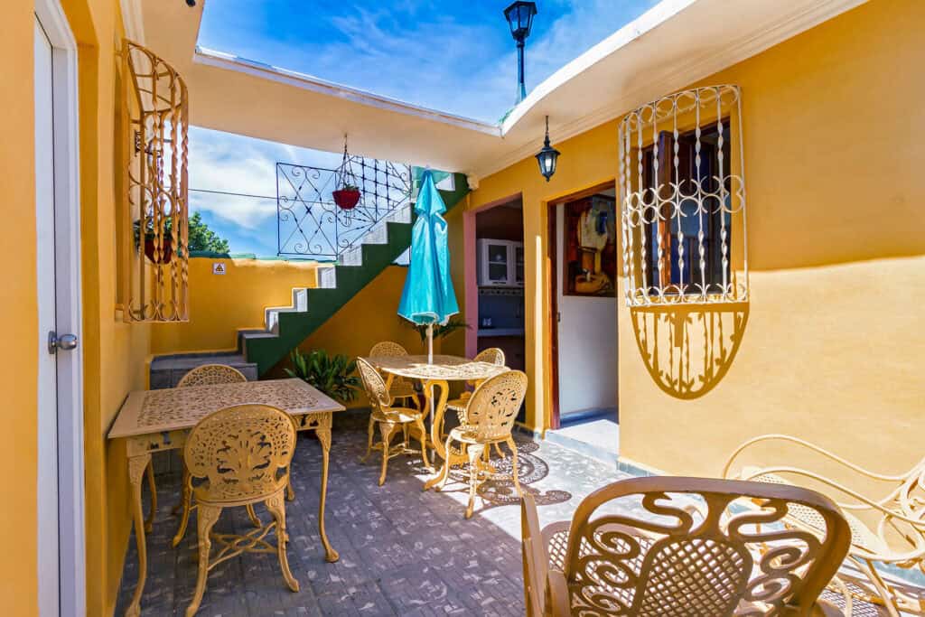 Casa_Particular_LaMercy_Trinidad_Terrasse