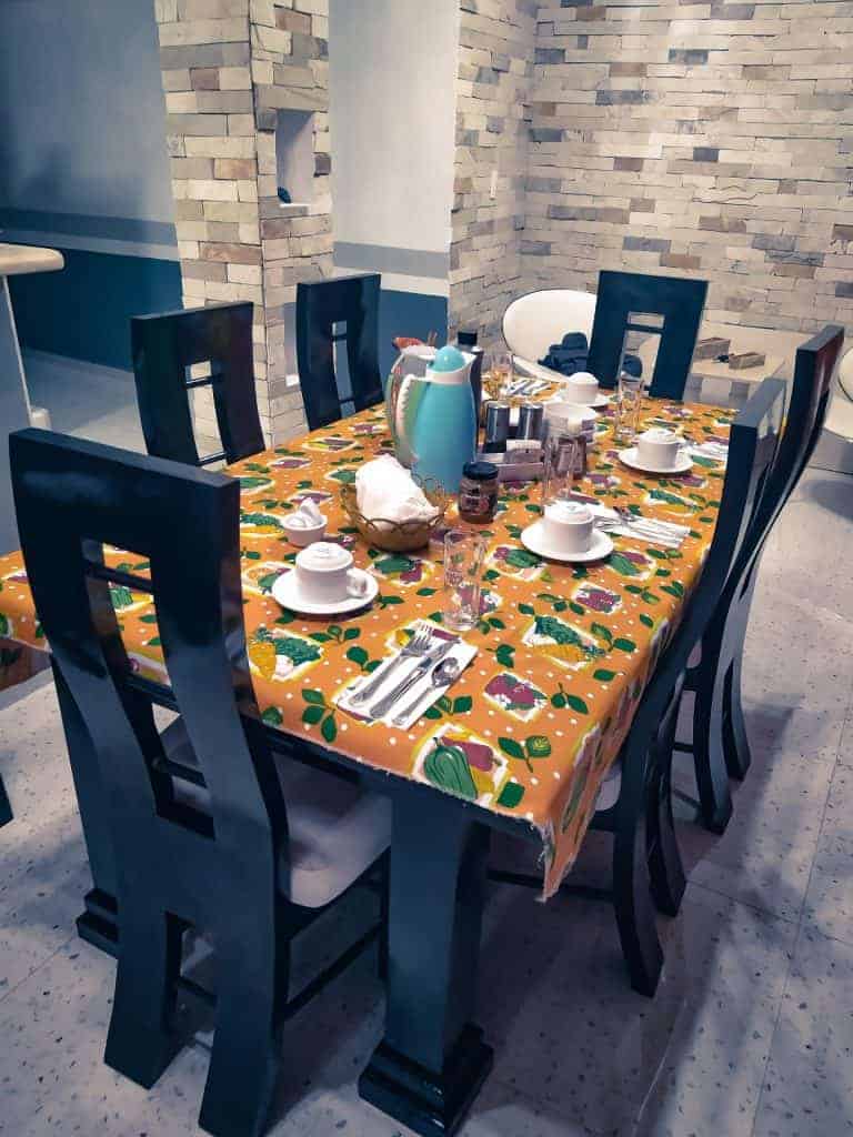 Casa_Particular_Mar_y_Tierra_2_Trinidad_Frühstückstisch