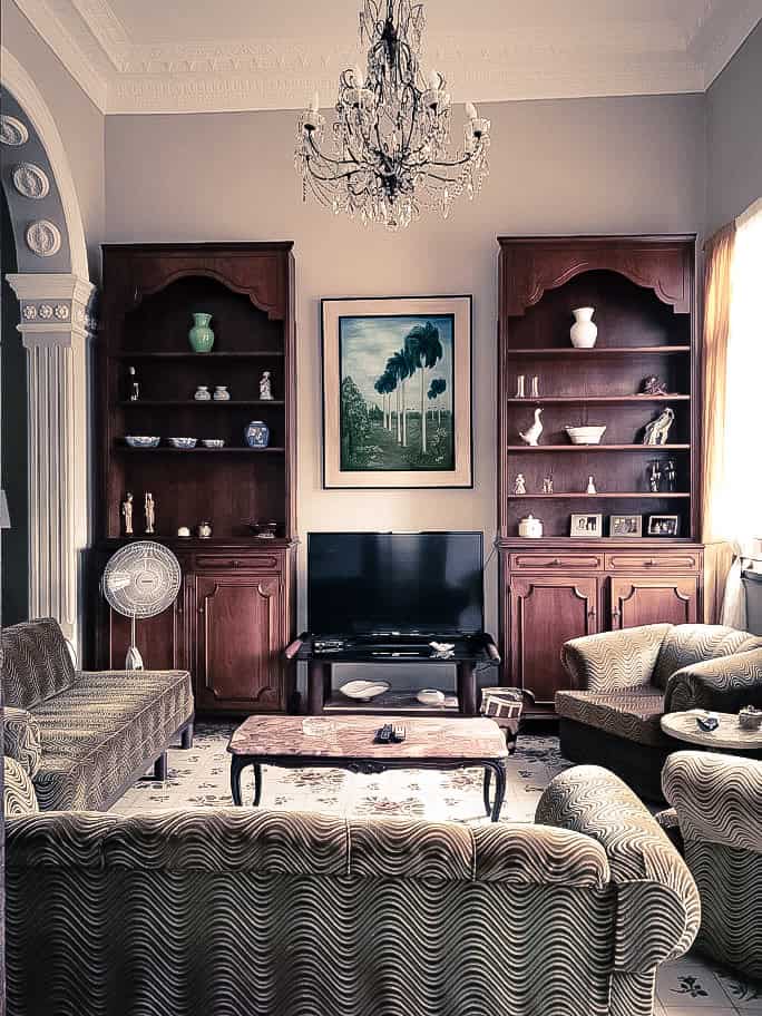 Casa_Particular_Casa_San_Cristobal_15_Altos_B_B_Santa_Clara_Wohnzimmer(1)